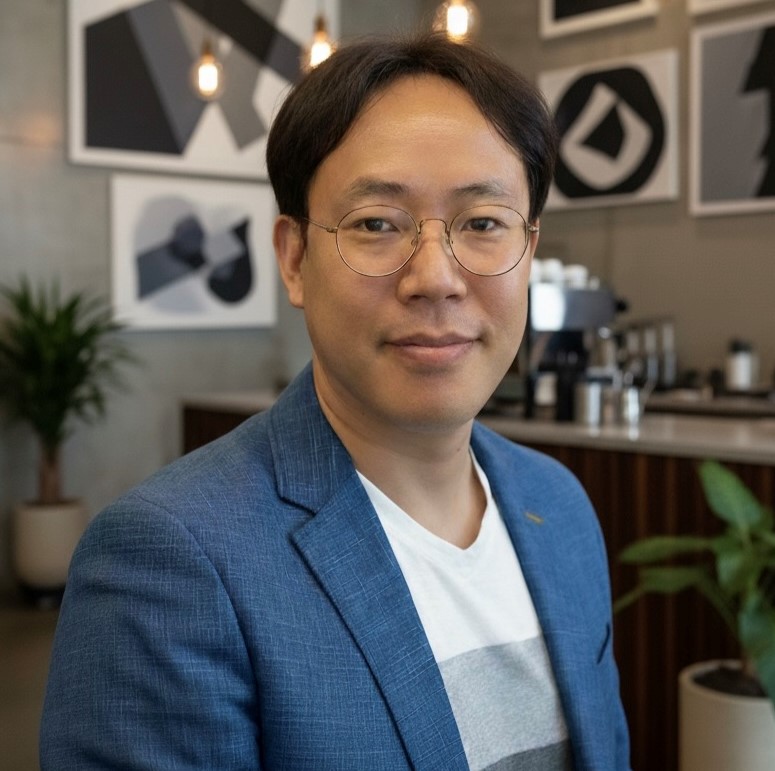 Jongkeyong Kim headshot