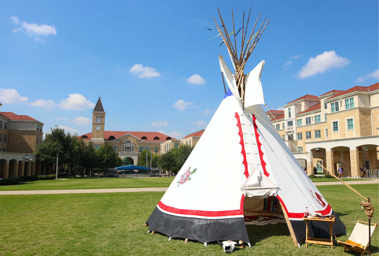 A tipi sits in the middle of the TCU Campus Commons